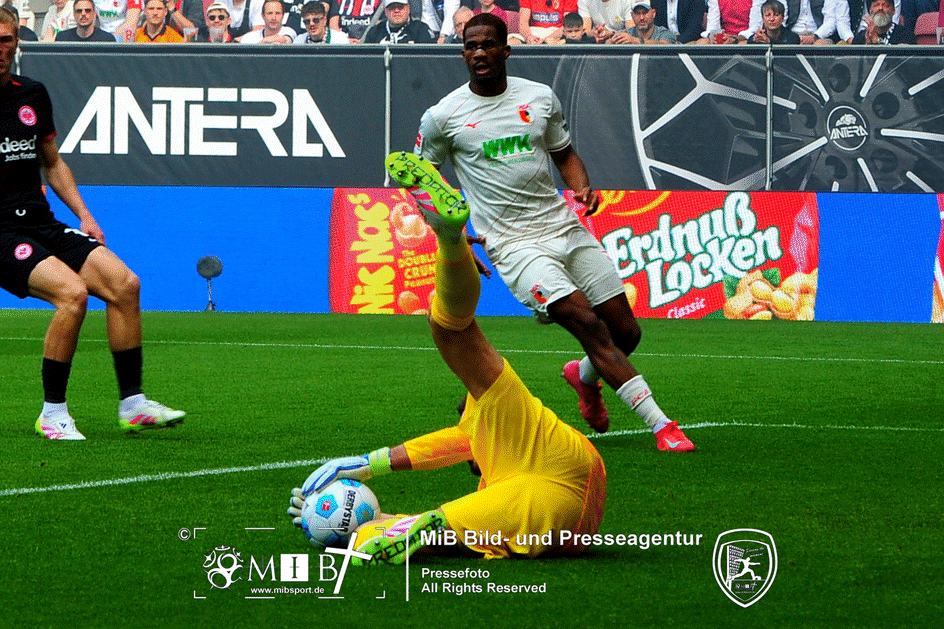 FC Augsburg vs Eintracht Frankfurt (1498)