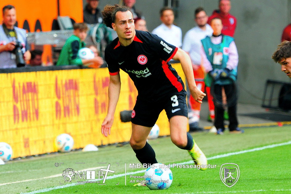 FC Augsburg vs Eintracht Frankfurt (2233)