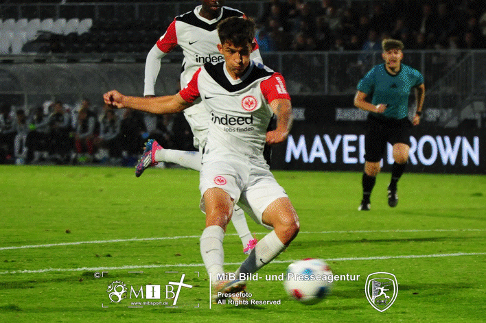 EIntracht Frankfurt II vs FC Giessen (1315)
