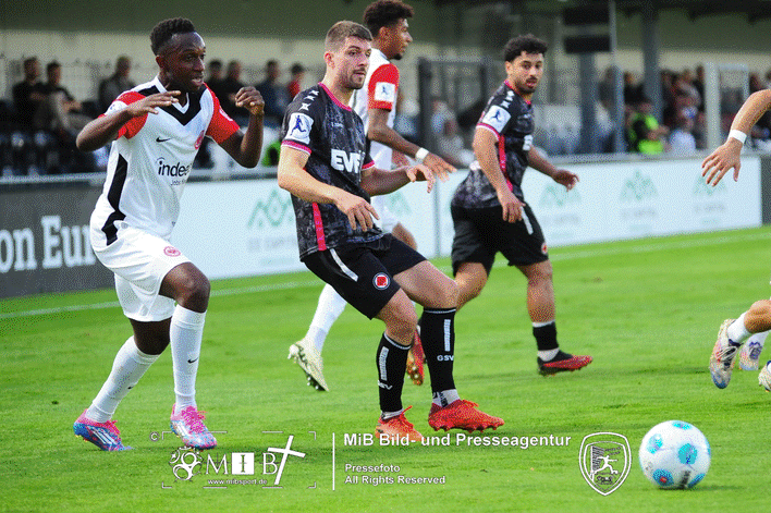 Eintracht Frankfurt II vs 1 G&ouml;ppinger SV (1652)
