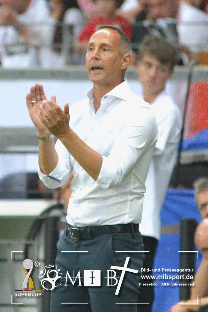 Etr Frankfurt vs Bayern M&uuml;nchen Supercup (90)